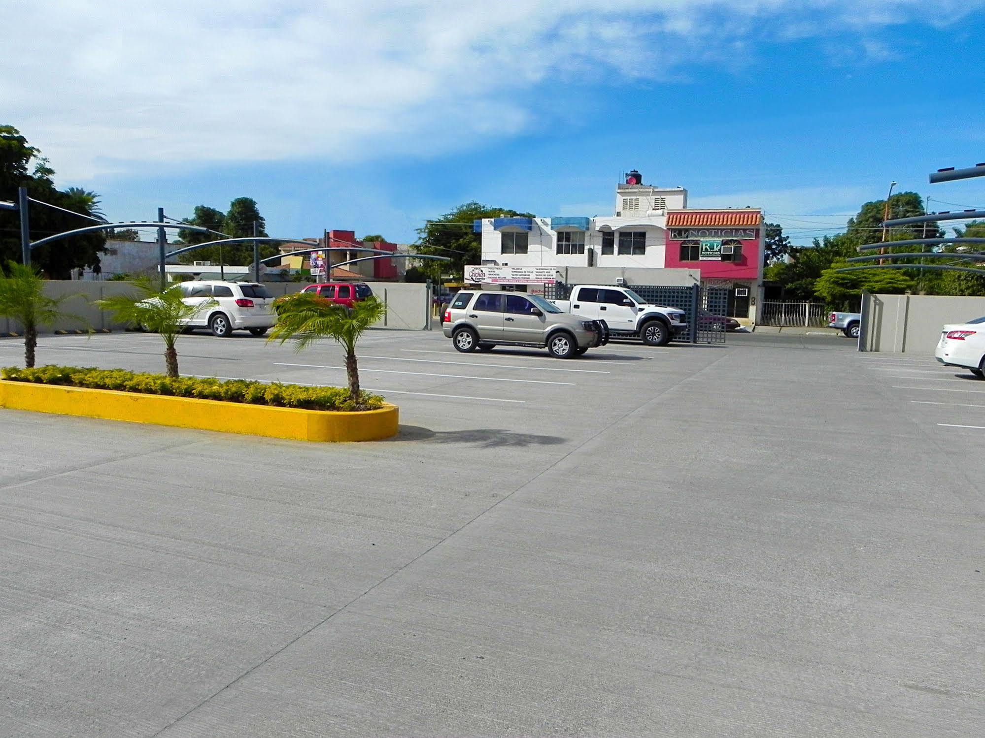 Hotel El Sembrador Guasave Екстер'єр фото